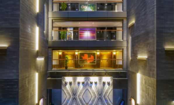 Jingguang Center Apartment Hotel