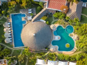 Navutu Dreams Resort & Wellness Retreat