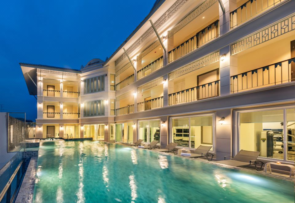 시암 타라돌 해수 수영장