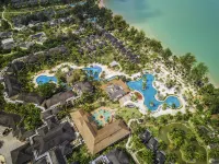 Robinson Khao Lak Hotellit kohteessa 