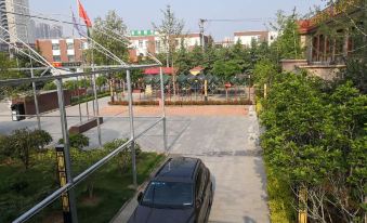 Jun Royal Pavilion Hotel