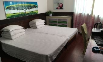 Wuyi yilin express hotel