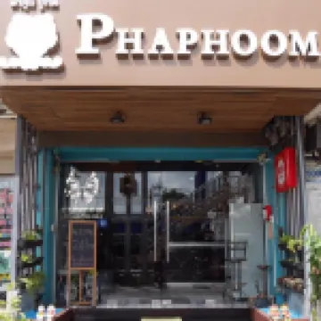 Phaphoom Boutique Hotels near Wat King Kaeo