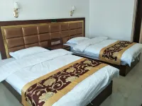 Qinghai Lake Wangjia Courtyard Inn Отели рядом с достопримечательностью «Panchen Aobao»