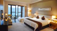 Mels Weldon Evergreen Lake Hotel