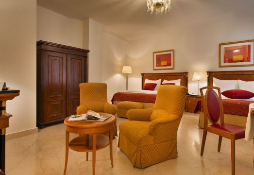 호텔 레온 도로 프라하