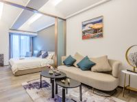 宿泊码头共享公寓(成都仁和新城店) - 现代风温馨大床房