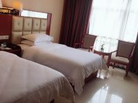 柳州乾泰大酒店 - 标准双床房