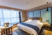 Echarm Hotel (Xiantao Mianjie Yuantai Future City) Hotels in Xiantao