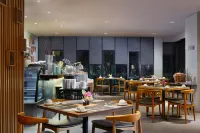 Batiqa Hotel Jababeka Cikarang - servizio colazione