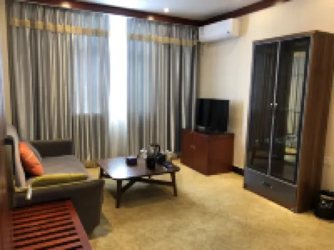 โรงแรมจินหยวน โรงแรมในนาง