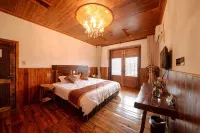 Bamboo Inn