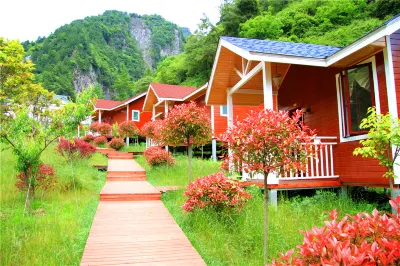Q加·汶川巴郎山假日飯店 汶川住宿飯店