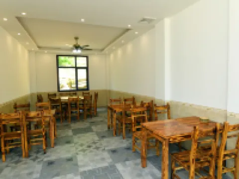 Cao's Family Courtyard Hotels in Cili