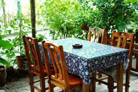 Lijiangyuan Guesthouse Отели рядом с достопримечательностью «Crown Cave»