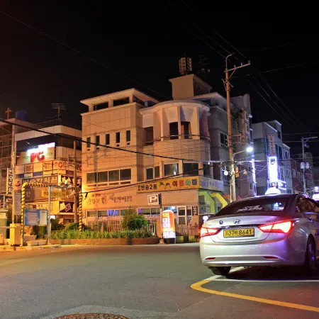 Inn Hotel