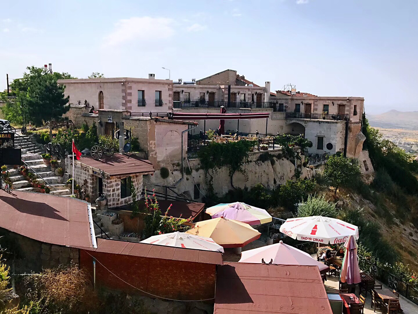 Hermes Cave Hotel