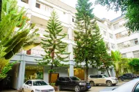 Xinhe Business Hotel