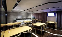 Changxin · Lifeng | LIVINGO Cultural Aesthetic Hotel (Changde Happy City High Speed Railway Station)