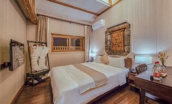 Floral Hotel· Nanjing Yunshuiyao Lanxi Hotel