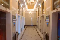 Guihai Select Theme Hotel (Guilin North Railway Station Evergrande Plaza)