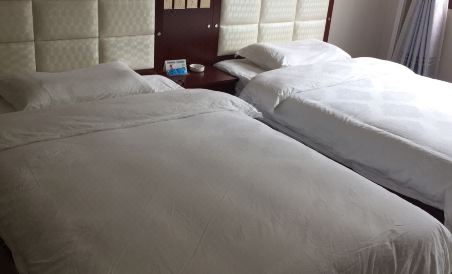 Huanglong Huayu Hotel - Housity