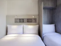 Ibis Budget Surabaya Diponegoro Hotels in Wonokromo