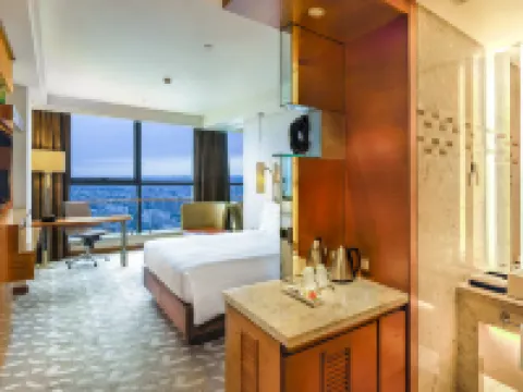 สวิสโซเทล ฝอซาน โรงแรมในฝอซาน