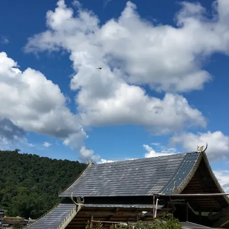 Lalong Yunqi Xiaozhu Inn