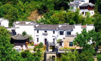 Xinyi Inn