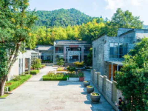 Lushan Tourism Resort - Daoyuan College Hotels in Dayu