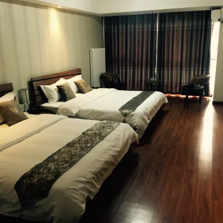 WEISS HOTEL