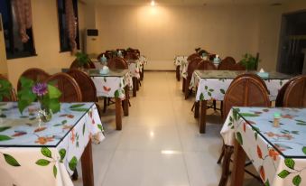 Shuiyue Qinghua Hotel Jingjiang