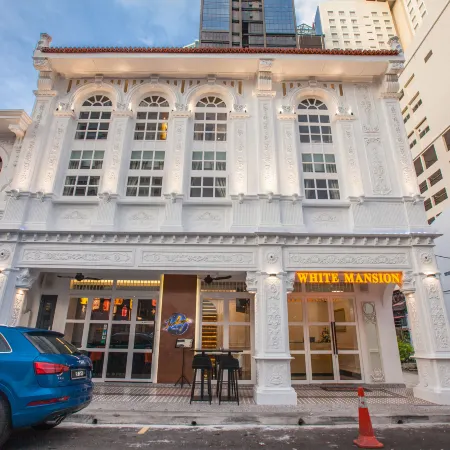 White Mansion Penang Отели рядом с достопримечательностью «Башня Комтар»