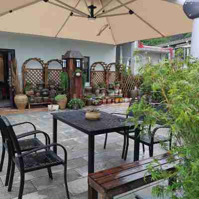 石阡名舍文化藝術酒店(温泉大道湯山客運站店) Hotel Exterior