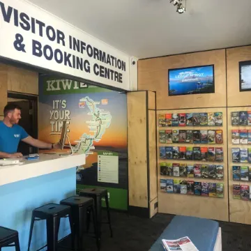 Pinewood Queenstown Отели рядом с достопримечательностью «Пивоварня Altitude Brewing»