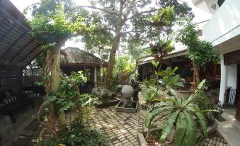 Sunil Garden Unawatuna