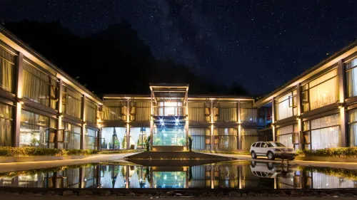 Xingyue Space Folk Hotel