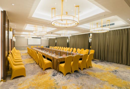 1. 선라이즈 호텔..