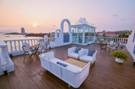 Cape No.7 Villa Hotel (Qingdao Badaguan Scenic Area Store)