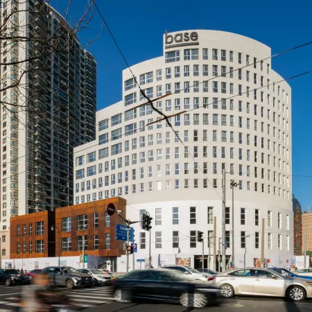base XINTIANDI Serviced Apartment Отели рядом с достопримечательностью «Станция метро Laoximen»