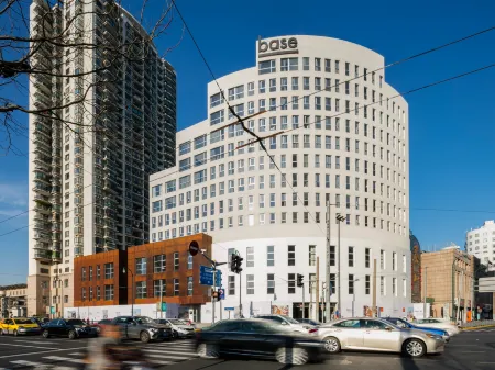 base FUXING Serviced Apartment Отели рядом с достопримечательностью «Laiyifen»