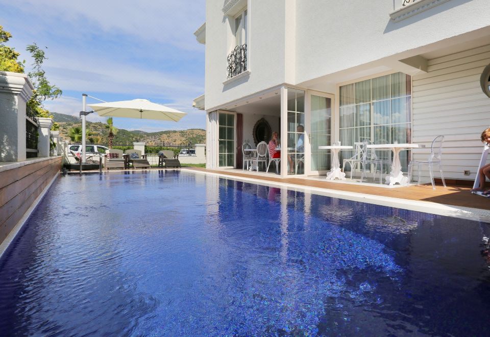 에페수스 노벨 오텔