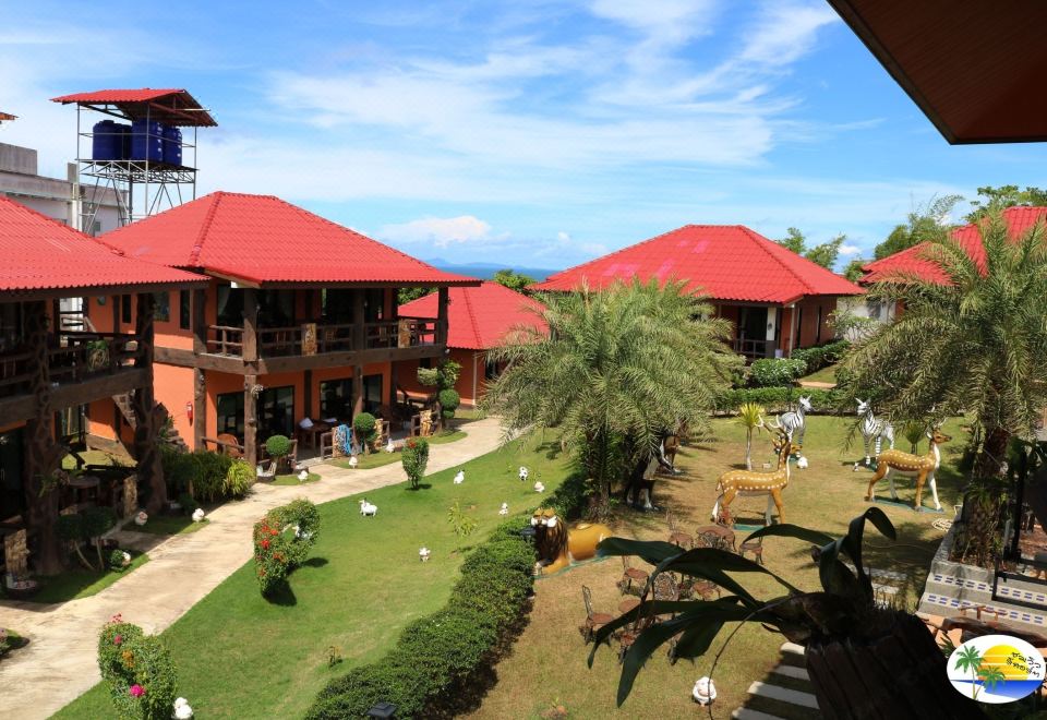 4. 촘뷰 리조트..