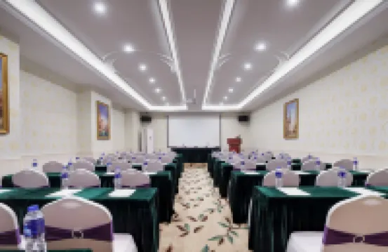 Vienna Classic Hotel (Nanjing Nanzhan Jiangning Wanda Plaza)