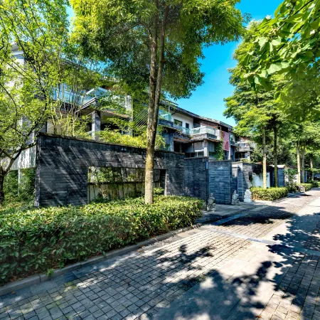 Mount Qingcheng Huajintang Villa