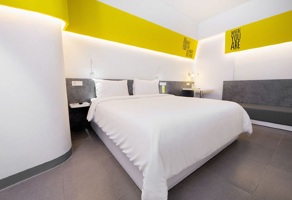 옐로 호텔 망가라이 외관