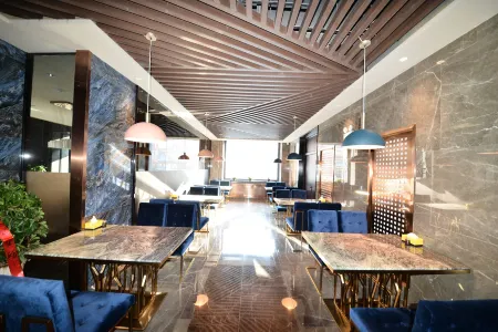 Lanshe Hotel Отели рядом с достопримечательностью «Harbin Vocational College of Science and Technology»