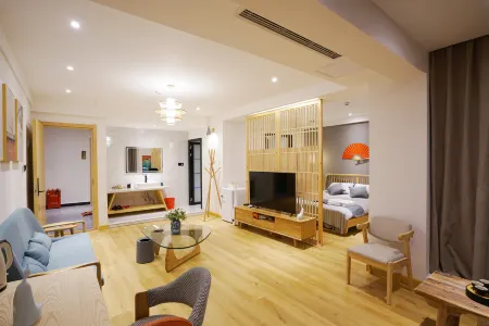 No. 17, Intersection of Renmin Road and Century Avenue, Nanzhao County, Henan Province