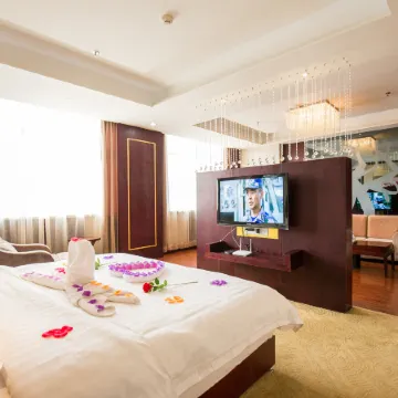 TOWO Topping Hotel (Pingliang Kongtong District West Bus Station Branch)